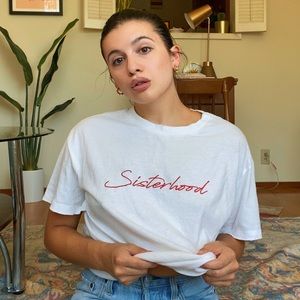 ❤️SOLD❤️ FOREVER 21 SISTERHOOD GRAPHIC TEE